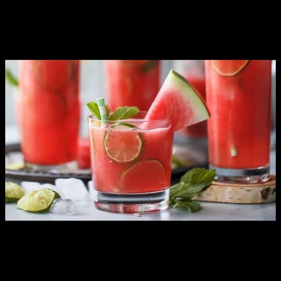 Meet your Posher, Lisa - Picture 9 of 16